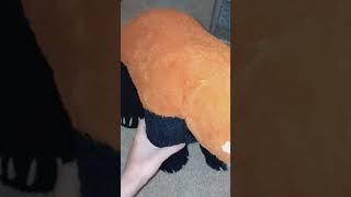 How to pick up a red panda (Joke video)
