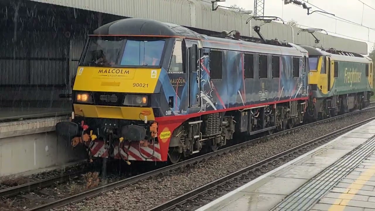 0Z90 1126 Basford Hall Yd (Fl) - Basford Hall Yard (Fl) - 90021 & 90042 arrive in to Stafford - 2/3