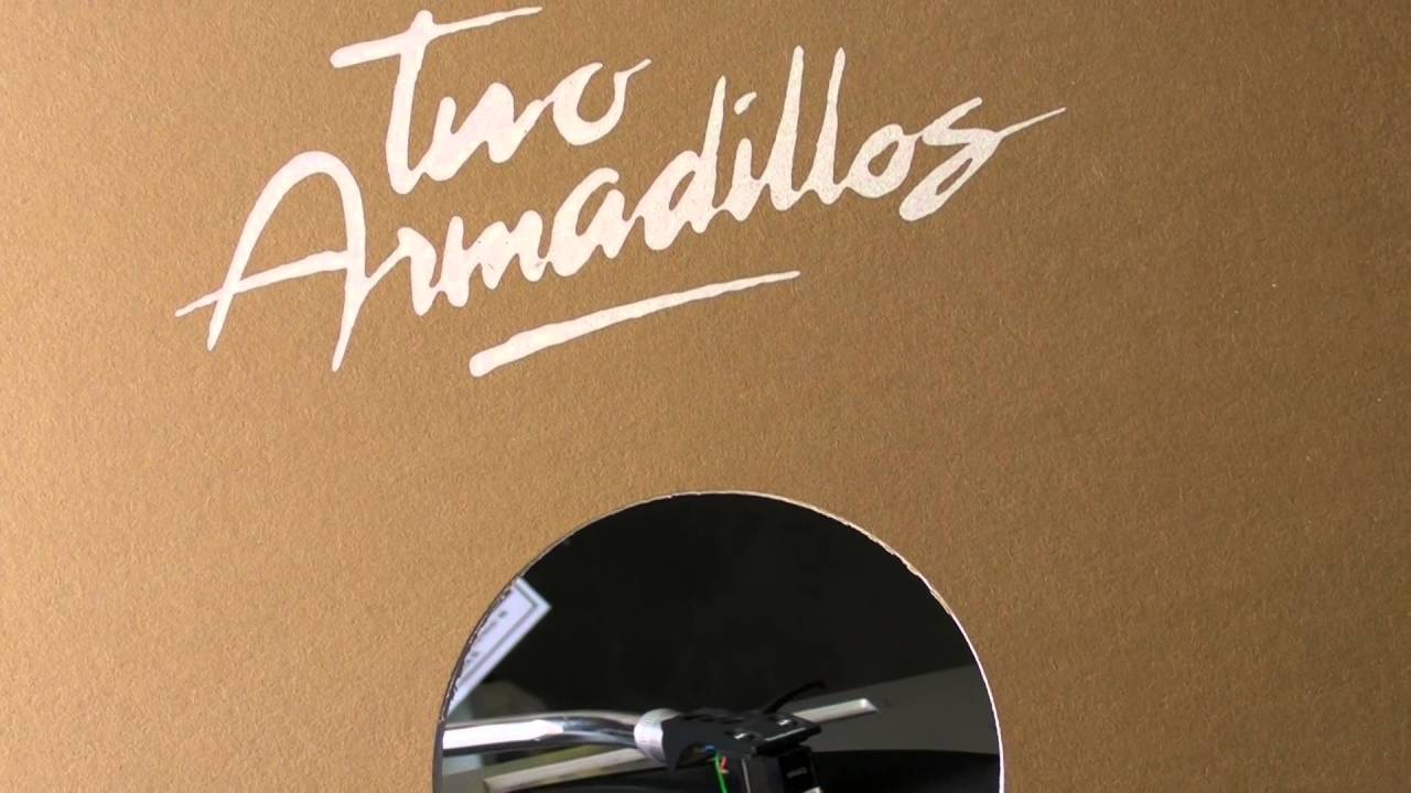 Deep House Music : Two Armadillos
