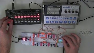 Korg SQ-1, LittleBits Synth Kit, Boss DR-110 - On The Run.