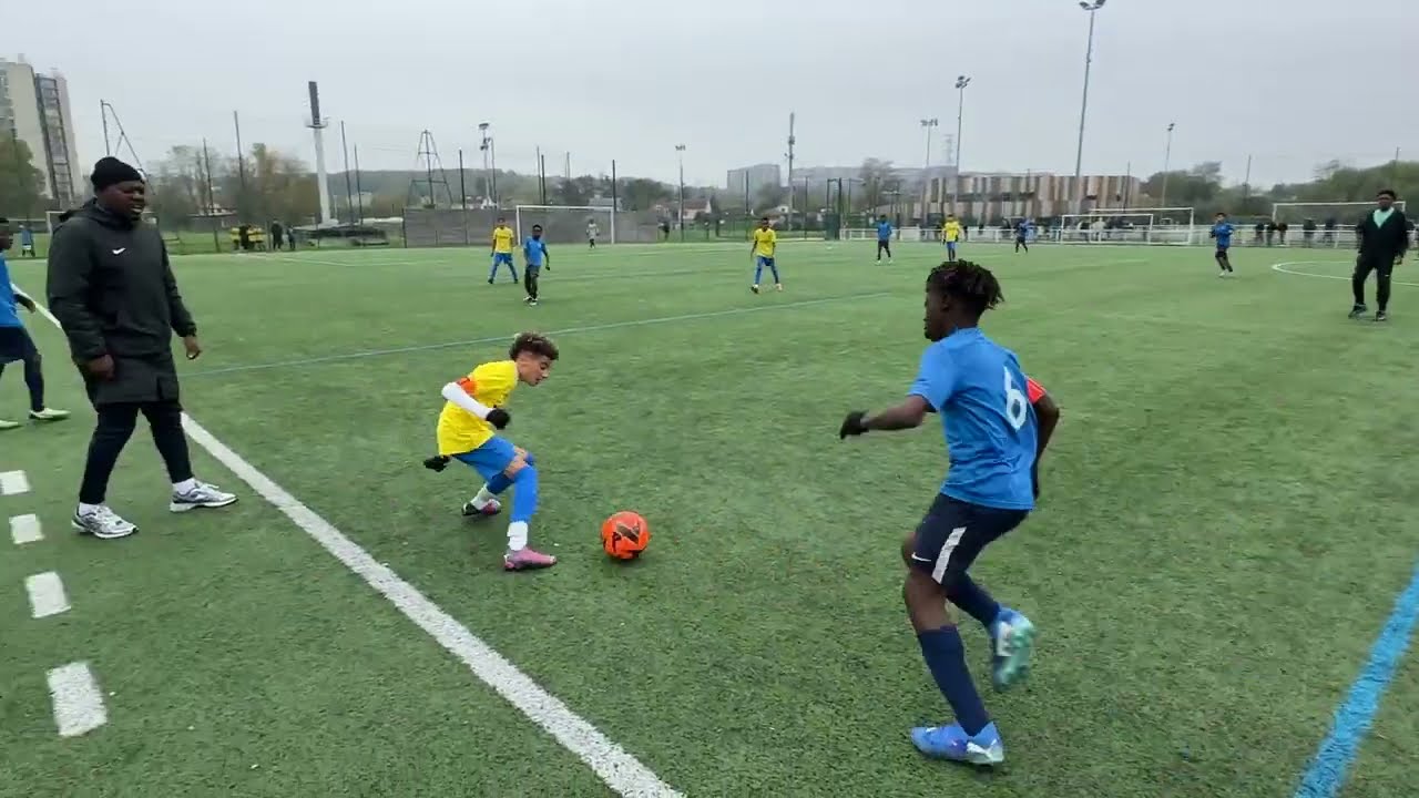 Ris Orangis - Fontainebleau / U13 (2-0) DEUXIEME mi-temps. 9 novembre 2024. [Score final 4-0]