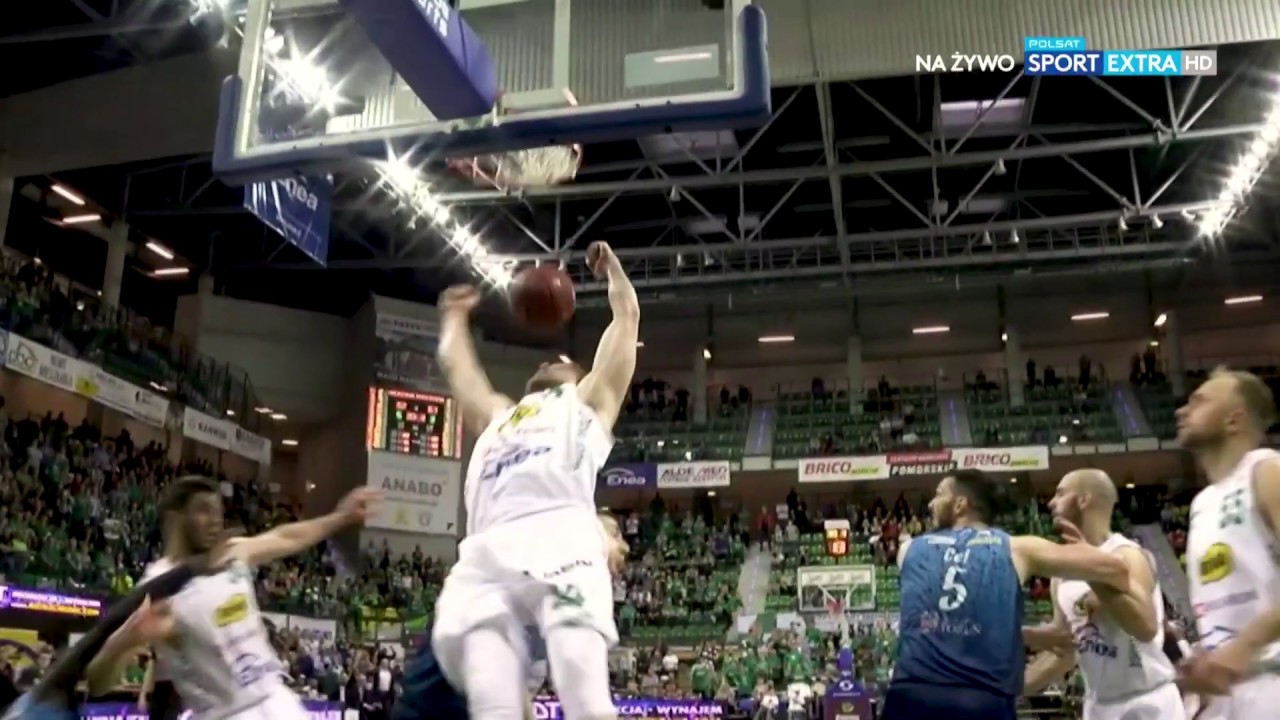 Sokołowski poleciał wysoko! #EnergaBasketLiga #PLKPL play