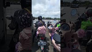 Download Lagu naik feri mandomay MP3