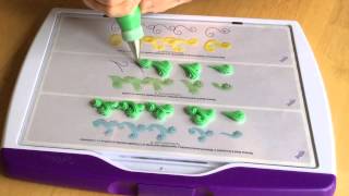Cake Decorating Piping Techniques: How to Make Reverse Shell and Shell Scrolls