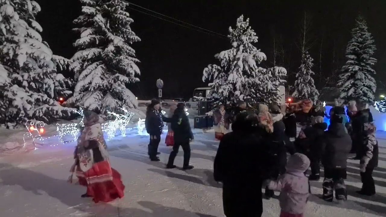 Ой при лужку, при лужке. 