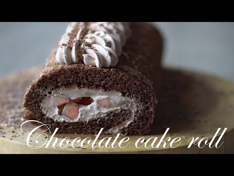 バレンタインふわふわチョコレート・ロールケーキの作り方～strawberry & chocolate swiss roll recipeのサムネイル