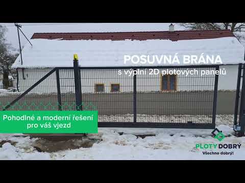 Posuvná antracitová brána s výplní 2D plotových dílců | Realizace Ploty Dobrý
