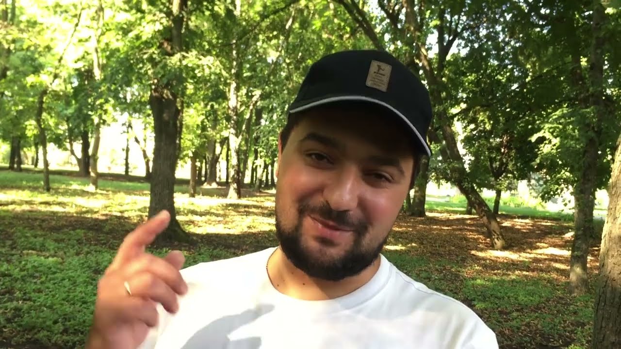 Все по $2. В посылке USB Flash Drive 32Gb, Bluetooth USB MicroSD Speaker, Quick Charger. Aliexpress