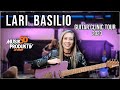 Capture de la vidéo Interview With Lari Basilio (Guitar Clinic Tour 2023 | Musik Produktiv)
