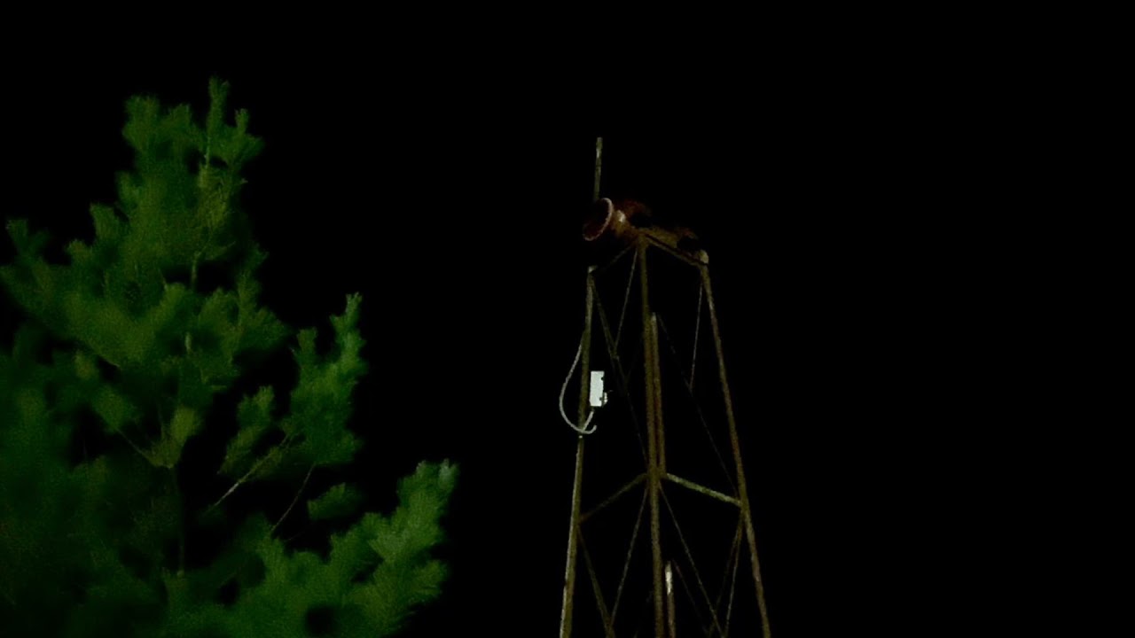 WILLIAMS TOWN HIGH SCHOOL WILLIAMS TOWN WV. Very old siren!!!!