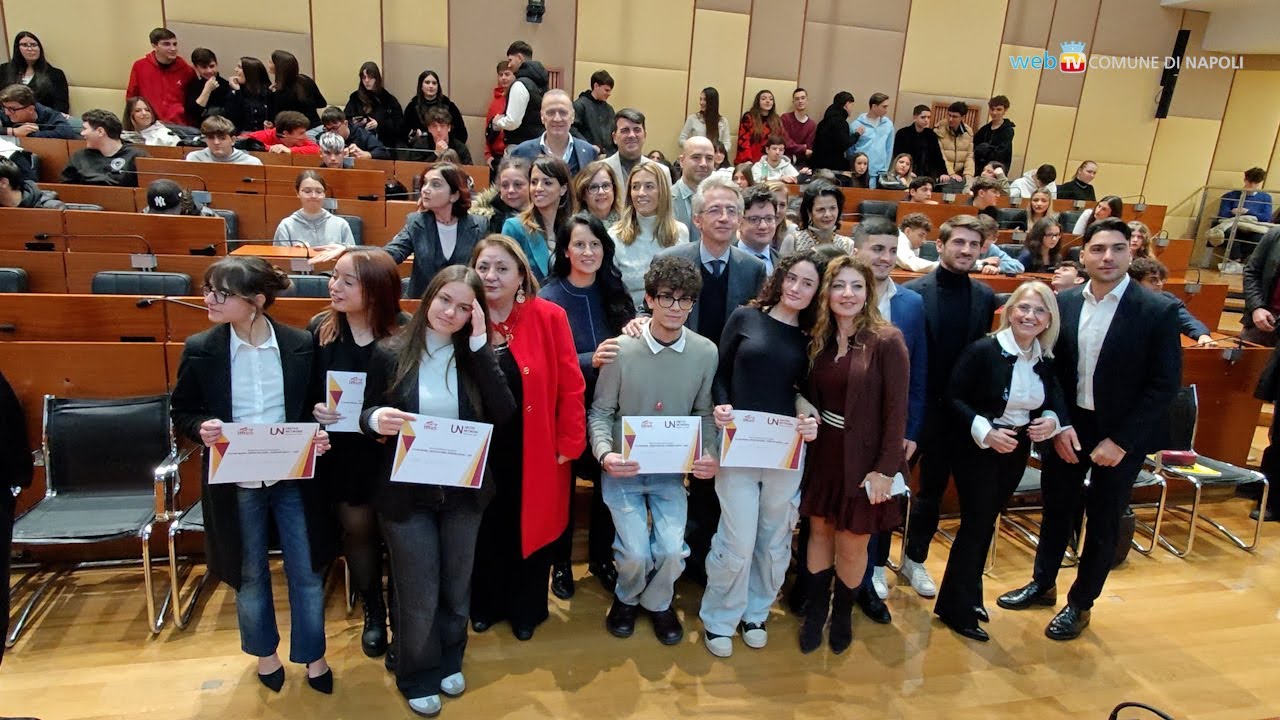 The students awarded in the Council Chamber of the City of Naples at the end of the Civic Debates