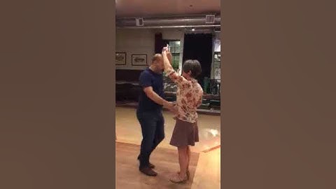 Intermediate Salsa Combo: Double Right Turn off CBL and Lead