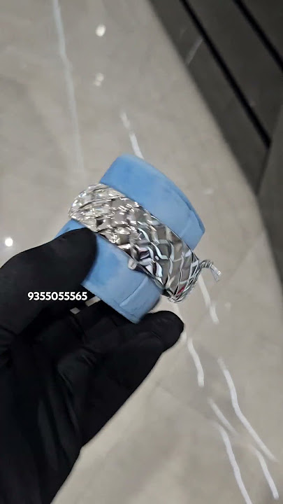 #Swarovski #Crystal #bracelet #Silver #women #5724515  580 CHF #heliosthewatchstore #mallofindia