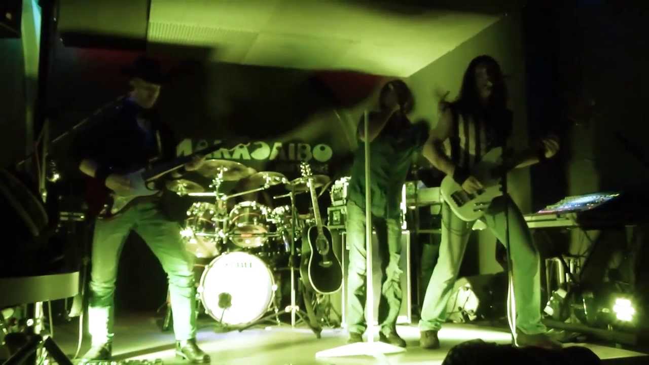 BED OF ROSES live at maracaibo (VR) YouTube