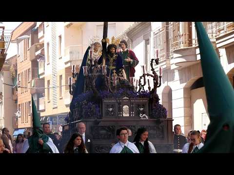 La procesión de la Muy Ilustre y Real Cofradía de Nuestro Padre Jesús Caído marca el Viernes Santo