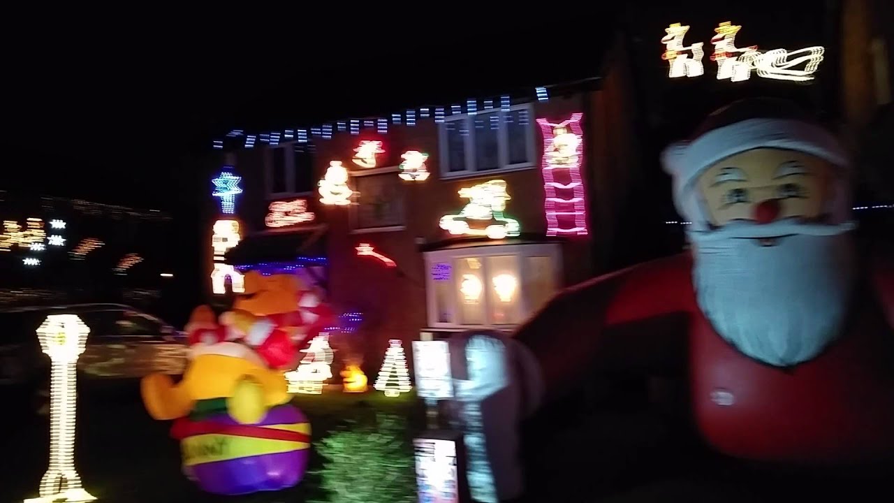 Summerhayes Christmas Lights 2015 - YouTube