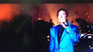 Famous Mars Attack! Tom Jones fun scene Wealth