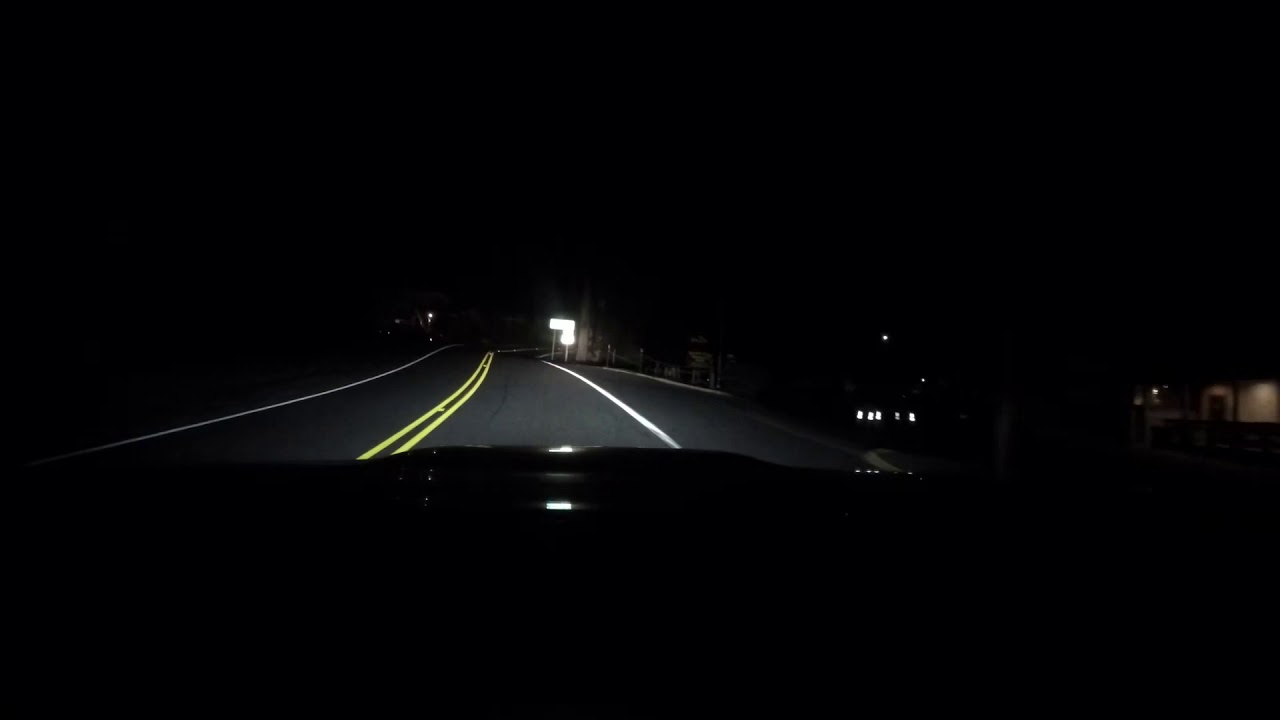 Subaru WRX STI night cruise through the Tail of the Dragon