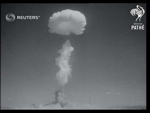 USA: Atomic bomb test (1952)