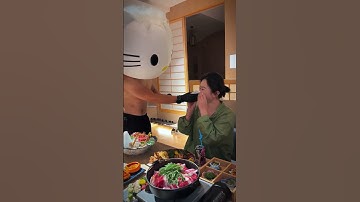 Những nhân viên có body 6 múi tuyệt đẹp