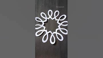 How to make a snowflake ❄️✂️ #shorts #snowflake #viralshorts #youtubeshorts