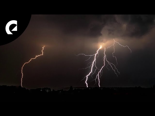 10 Minutes of Rain and Thunderstorm Sounds For Focus, Relaxing and Sleep ⛈️ Epidemic ASMR class=