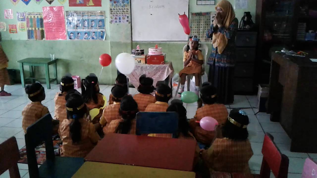 Perayaan ulang tahun d sekolah YouTube Perayaan ulang tahun d sekolah YouTube