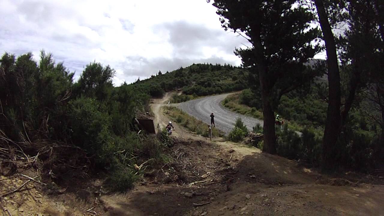 2012nzdh rd 3 mt hutt justin leov