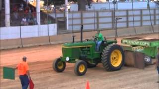 10 000LB PURE FARM TRACTORS AT THE 2014 RIPLEY COUNTY INDIANA FAIR PULL RAN BY OSGOOD FIRE DEPT JUL