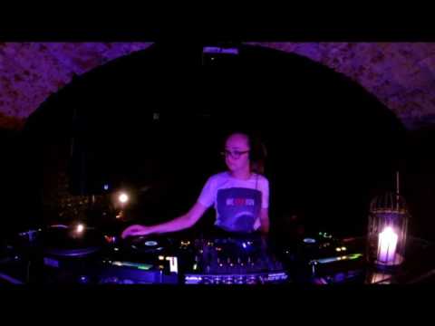 Yzi RTS.FM x Mendeleev bar 18.08.2016