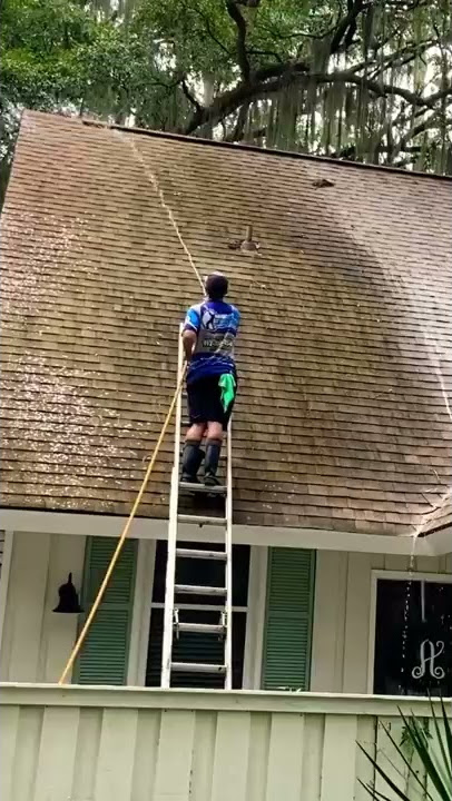 The Most Profitable Pressure Washing Service