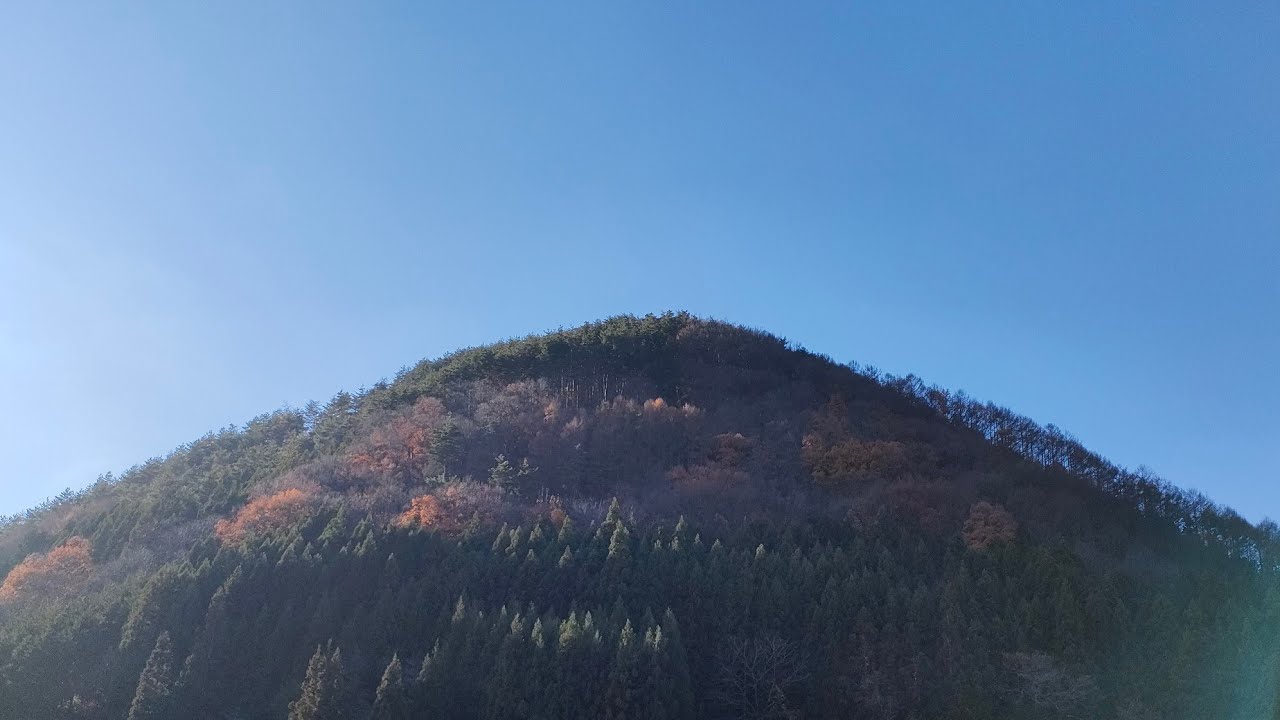 世界最大のピラミッド?!パワースポット?!宇宙基地?!【皆神山、皆神神社に行って来ました】信州は神州。ミナガミヤマではなくミナカミヤマでした ...