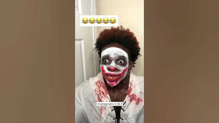 “IT” was actually so creepy😂 #it #pennywise #scarymovie #comedy #shorts