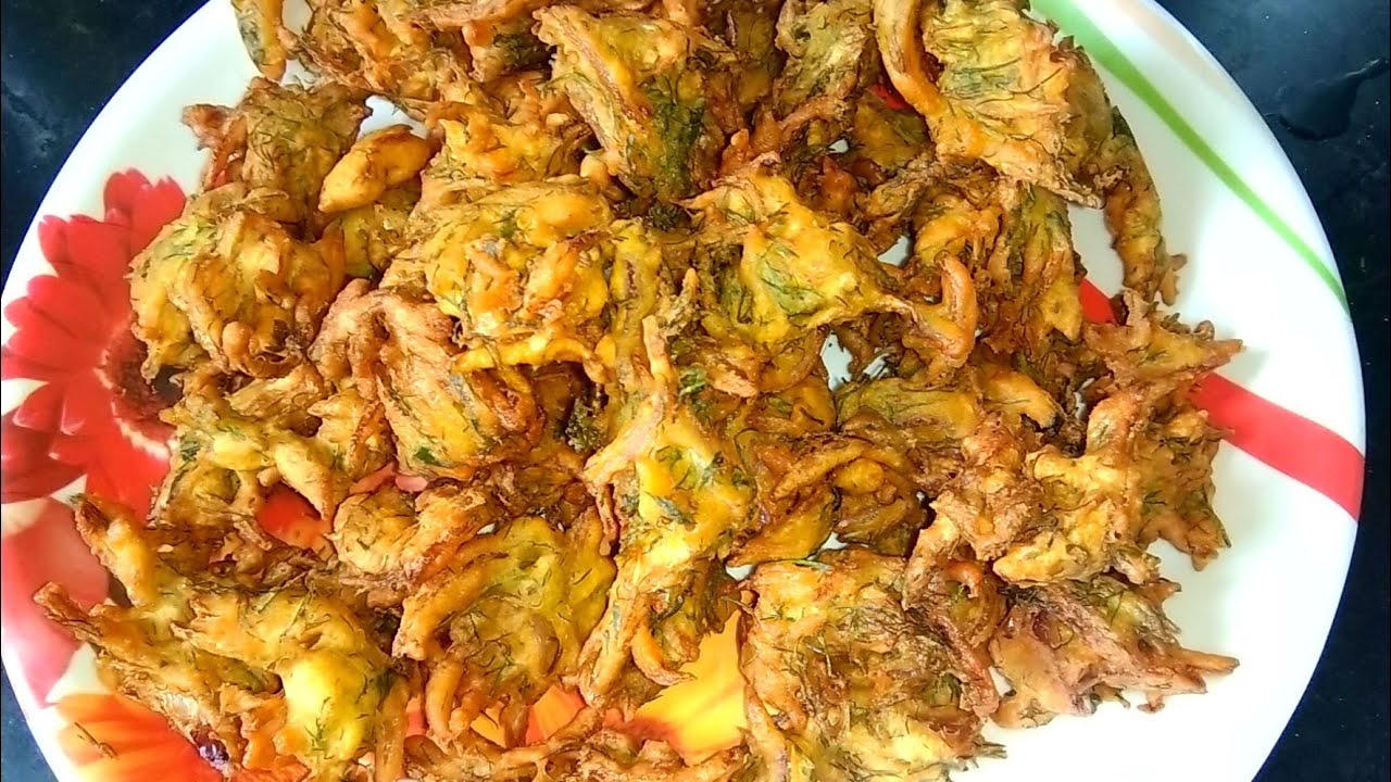 Pakoda Recipe in Kannada ಗರಿಗರಿಯಾದ ಪಕೋಡ Onion Pakoda Crispy