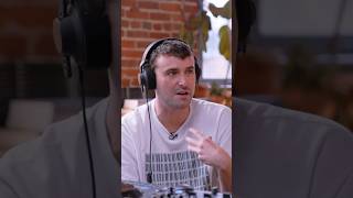 Fred again.. Talking about drops during a B2B #fredagain #b2b #shorts