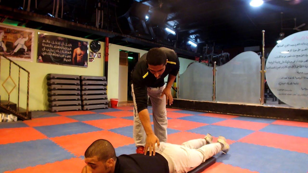 تمرين عضلات القطنية و المقعدة . ك/ علي الغيلان