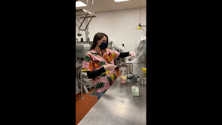 Jennifer Savin with a healthy Berry Banana Smoothie