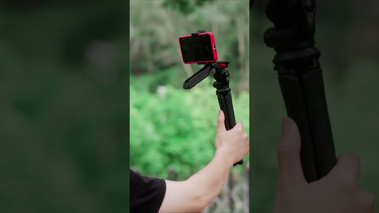 Your go-to travel buddy: the TP36 mini flexible tripod!