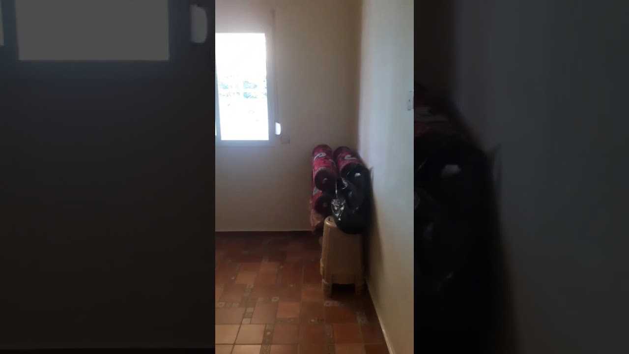 مني فيلا محفظة للبيع ب مدينة إموزار كندر مساحة 250 متر فيها ثمن هوتة هاتف التواصل 0658817438