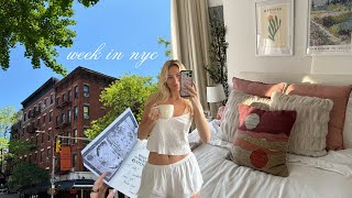 life in new york city | yoga mornings &amp; going to a book event!