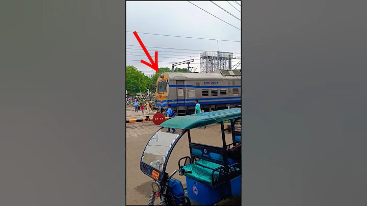 OHE inspection train at railgate #shorts