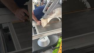 Man I love this @FELDERGROUPTV slide saw! Big blade, smooth slide, easy set up, precise cuts