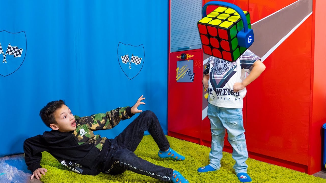 Давид Хочет ПЕРЕХИТРИТЬ Папу! Умный Кубик Рубика САМЫЙ Крутой! Smart Toy Rubik&#39;s Cube