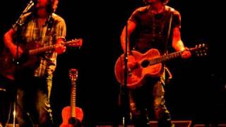 Eddie Vedder & Johnny Depp @ Voices 4 Justice Concert.AVI