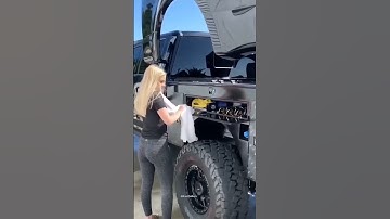 Take a look at this decked out truck! 😱