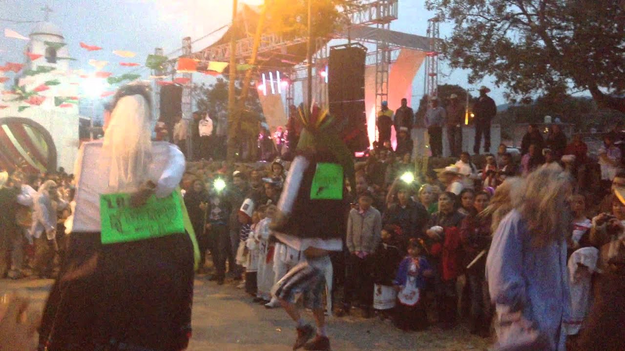 Chucándiro Michoacán 2014- Monas y Viejos