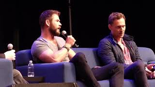 Wizard World | Tom Hiddleston & Chris Hemsworth | Philadelphia | June 2016