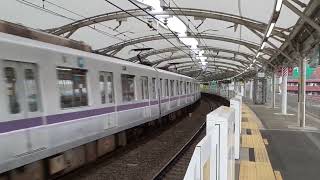 東京メトロ08系 江田駅通過