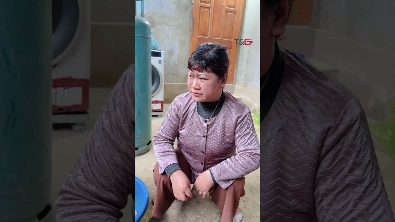 Mẹ chồng thiên vị bắt con dâu mua đồ ăn rồi gói hết cho con gái mang đi !