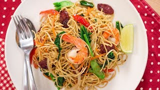 Pancit Canton Recipe - Filipino Egg Noodle Stir-Fry - Pais Kitchen